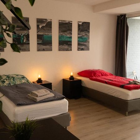 2 Zimmer Wohnung In Ганновер Экстерьер фото