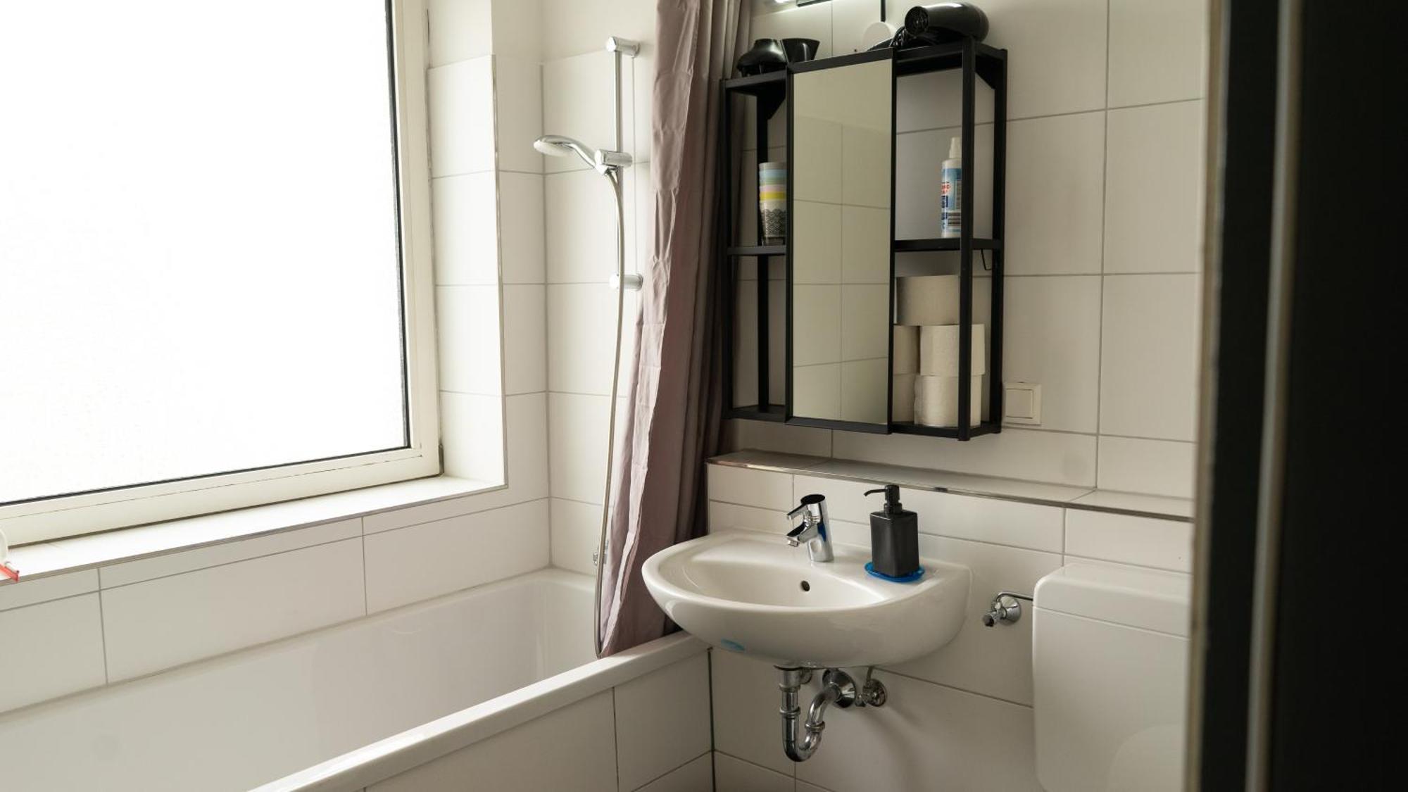 2 Zimmer Wohnung In Ганновер Экстерьер фото