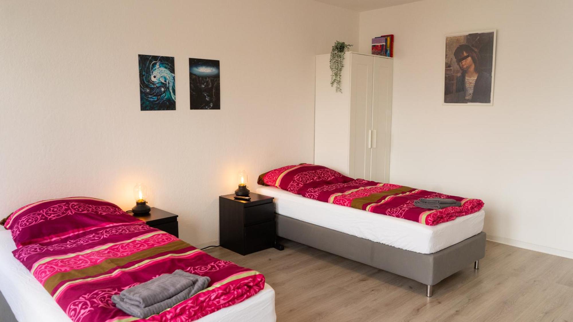 2 Zimmer Wohnung In Ганновер Экстерьер фото